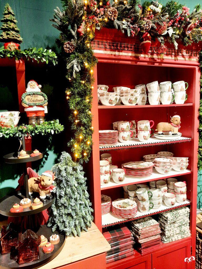 Kerstkeuken mrs. claus bij het So this is Christmas thema van de kerstshow van Coppelmans Oisterwijk. 