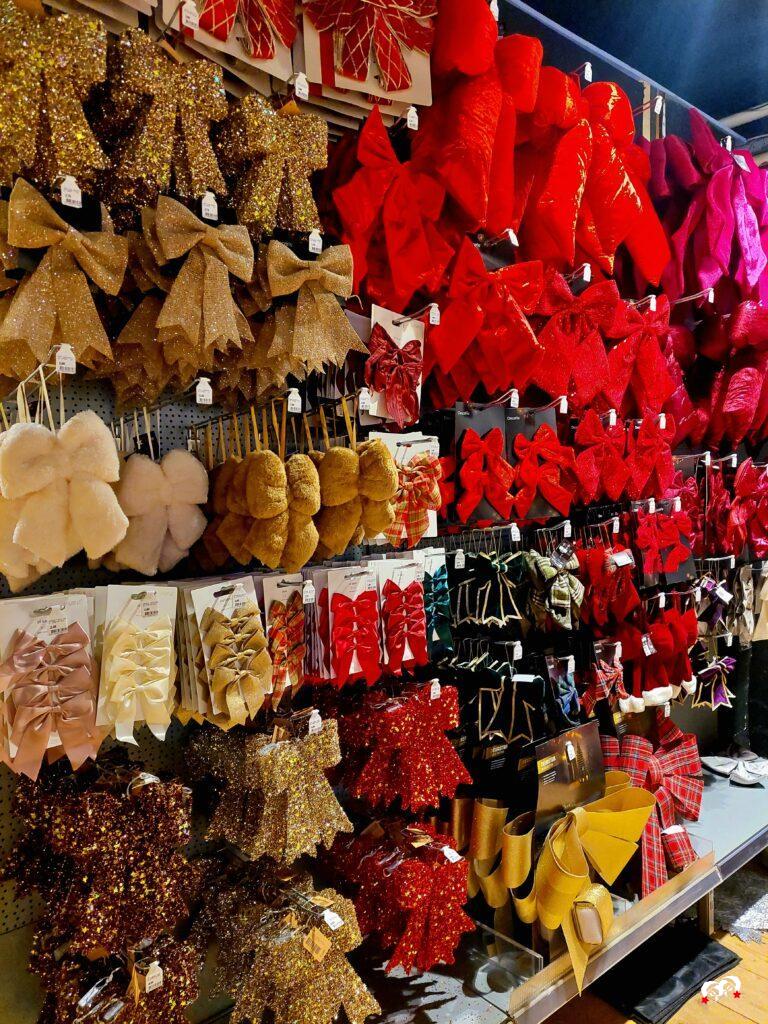 Kerststrikken bij bij de kerstshow Coppelmans Oisterwijk.